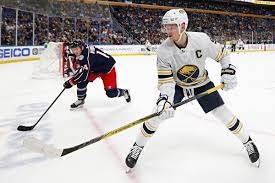 6000万英镑！阿森纳曼城争抢利夫拉门托，纽卡续约截胡？