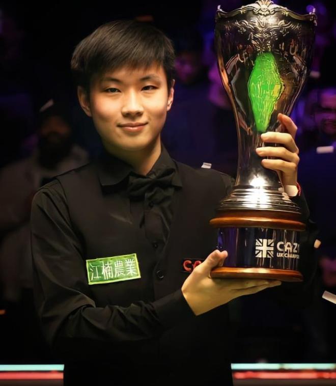 的表现都相 的表现都相